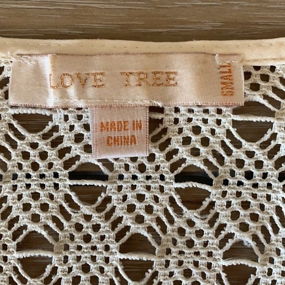 LOVE TREE Crochet Open Front Short Sleeve Cardigan Cream Size Small - Picture 6 of 9